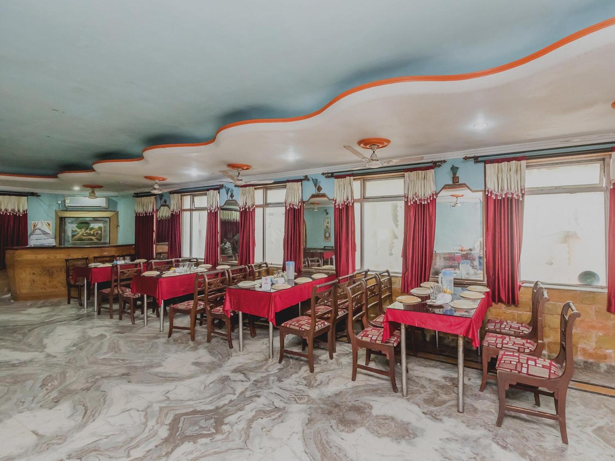Super Oyo Capital O Bidisha Hotel Digha (West Bengal)
